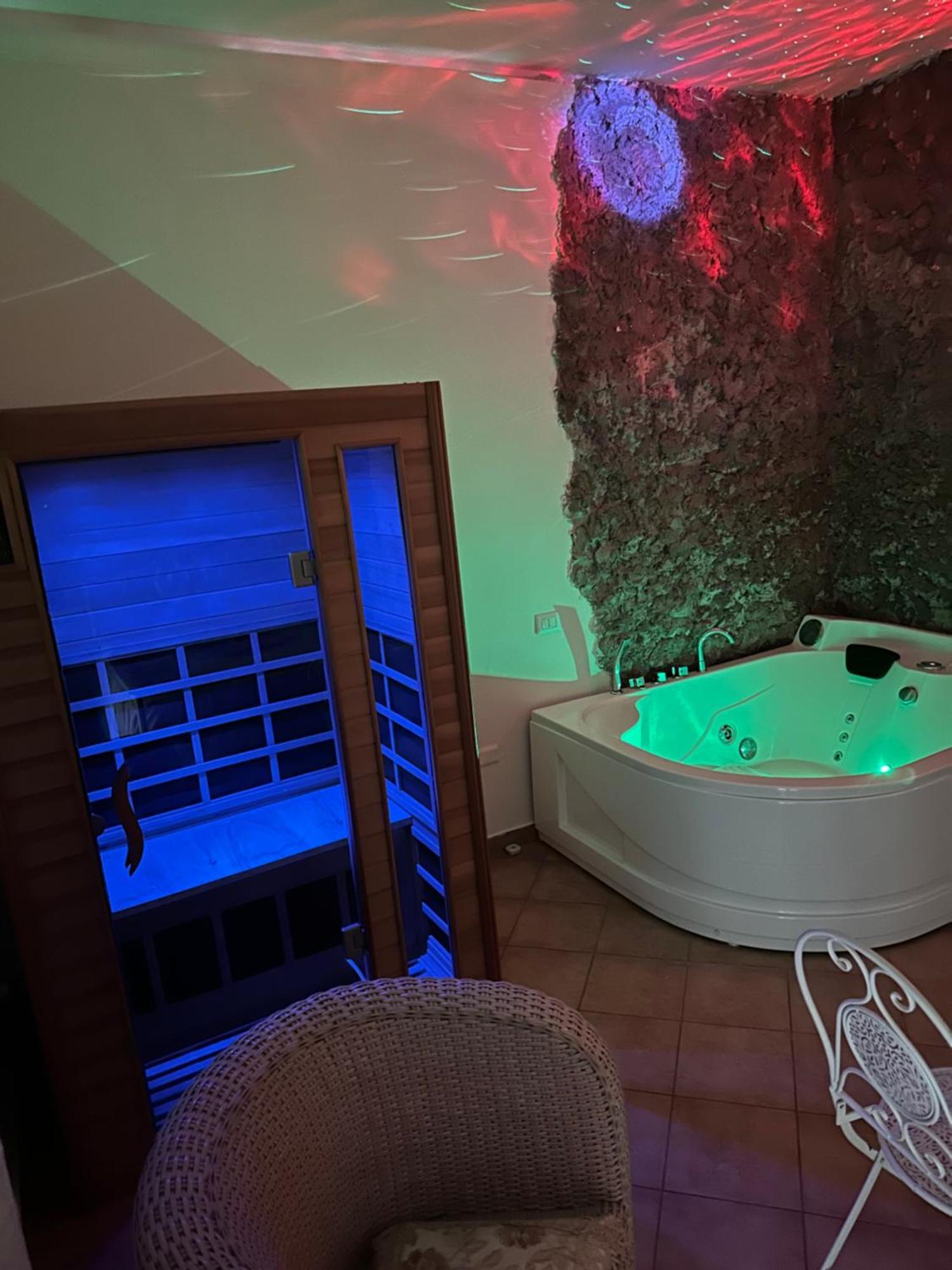 85m² 3 slaapkamer, 3 privé badkamer Appartement in Casagiove Caserta Buitenkant foto